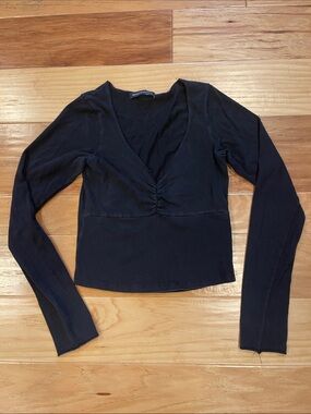 Brandy Melville Black V-Neck Long Sleeve Top